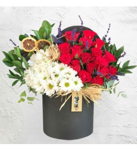 Red Rose & Daisy Flower Box